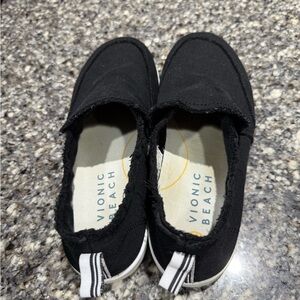 Vionic Women's Malibu Beach Slip-on Sneakers